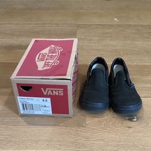 Toddler Vans slip on in All Black